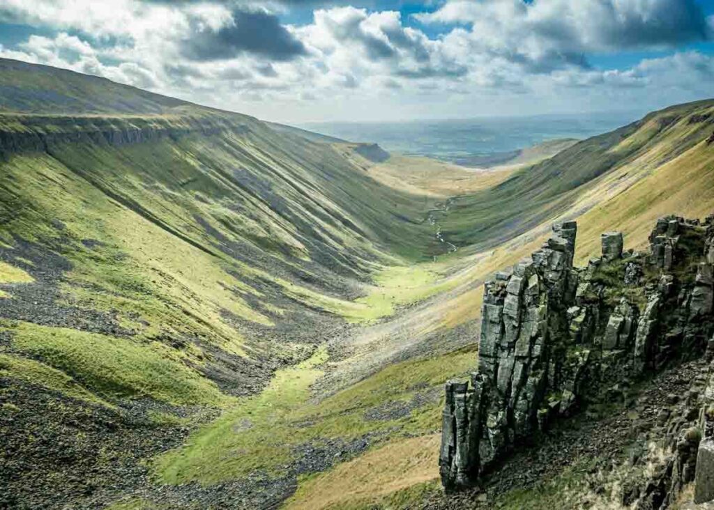 The Top 10 Hiking Trails in the United Kingdom