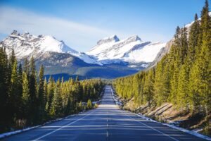 Banff National Park: 7 Thrilling days Await Digital Nomads in The Canadian Rockies