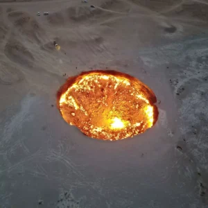 Unveiling the Door to Hell: A Digital Nomad's Guide to Derweze, Turkmenistan